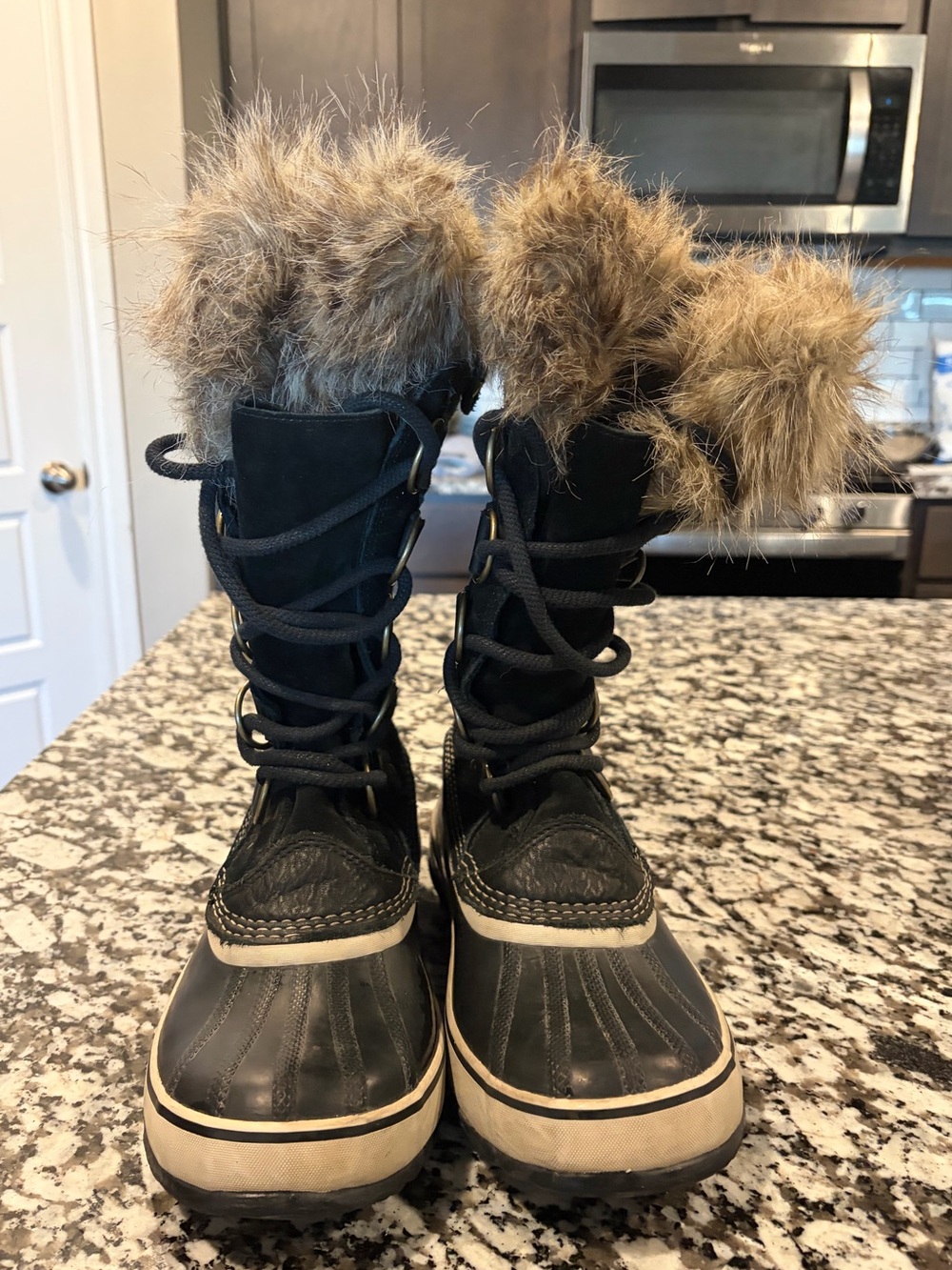 SOREL- JOAN OF ARTIC BOOTS